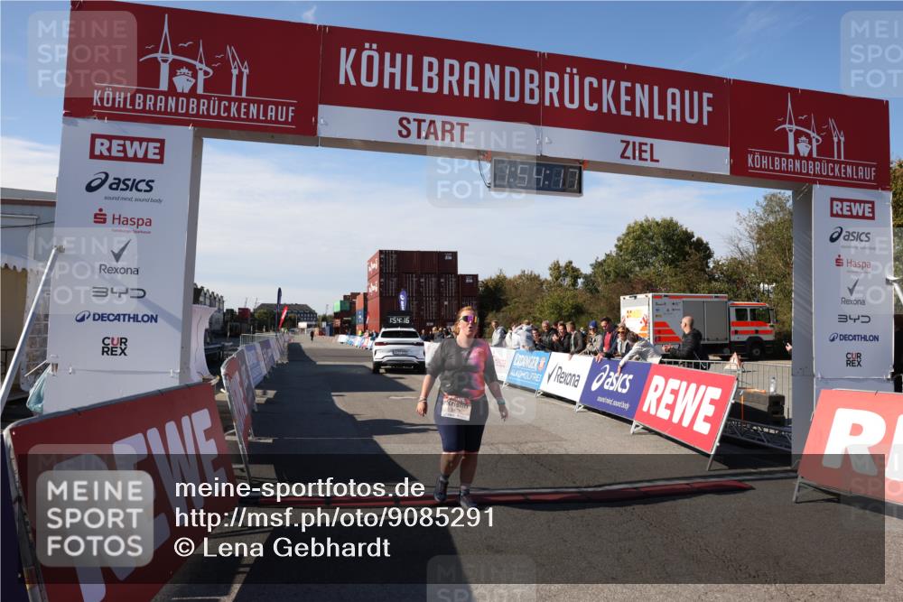 03.10.2025 - Köhlbrandbrückenlauf Lena Gebhardt http://msf.ph/oto/9085291 03.10.2025 13:54:16 Ziel 5471 meine-sportfotos.de