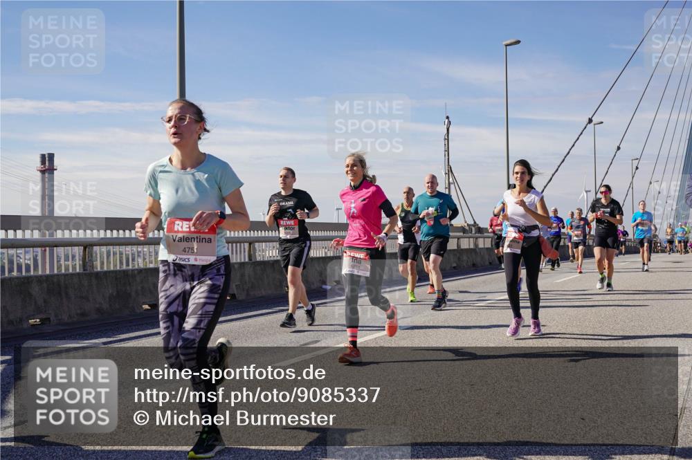 03.10.2025 - Köhlbrandbrückenlauf Michael Burmester http://msf.ph/oto/9085337 03.10.2025 12:43:02 Position 2 4751, 6214 meine-sportfotos.de