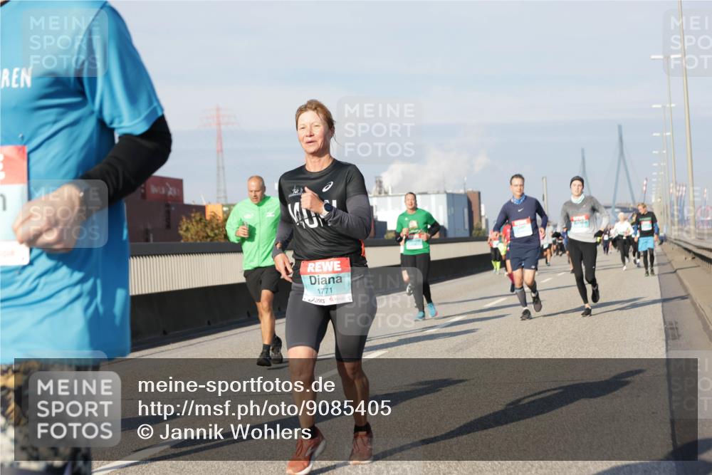 03.10.2025 - Köhlbrandbrückenlauf Jannik Wohlers http://msf.ph/oto/9085405 03.10.2025 09:56:50 Position 3 1771 meine-sportfotos.de