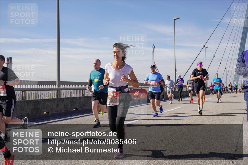 03.10.2025 - Köhlbrandbrückenlauf Michael Burmester http://msf.ph/oto/9085406 03.10.2025 12:43:04 Position 2 065, 133 meine-sportfotos.de
