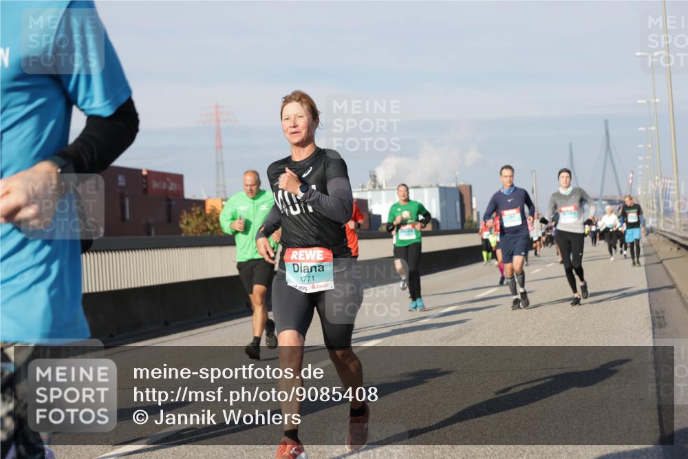 03.10.2025 - Köhlbrandbrückenlauf Jannik Wohlers http://msf.ph/oto/9085408 03.10.2025 09:56:50 Position 3 1771 meine-sportfotos.de