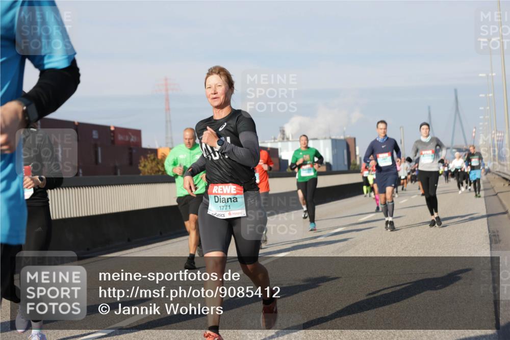 03.10.2025 - Köhlbrandbrückenlauf Jannik Wohlers http://msf.ph/oto/9085412 03.10.2025 09:56:50 Position 3 1771 meine-sportfotos.de