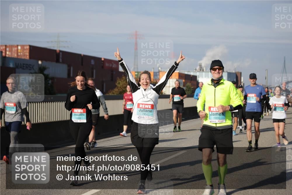 03.10.2025 - Köhlbrandbrückenlauf Jannik Wohlers http://msf.ph/oto/9085451 03.10.2025 10:07:27 Position 3 2289, 2356, 1904 meine-sportfotos.de