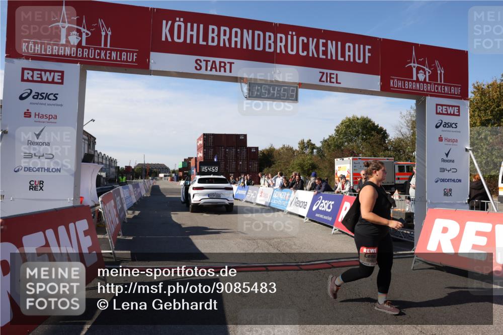 03.10.2025 - Köhlbrandbrückenlauf Lena Gebhardt http://msf.ph/oto/9085483 03.10.2025 13:54:59 Ziel 5545 meine-sportfotos.de