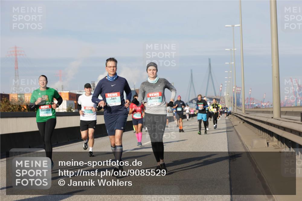 03.10.2025 - Köhlbrandbrückenlauf Jannik Wohlers http://msf.ph/oto/9085529 03.10.2025 09:56:53 Position 3 1439, 1438 meine-sportfotos.de