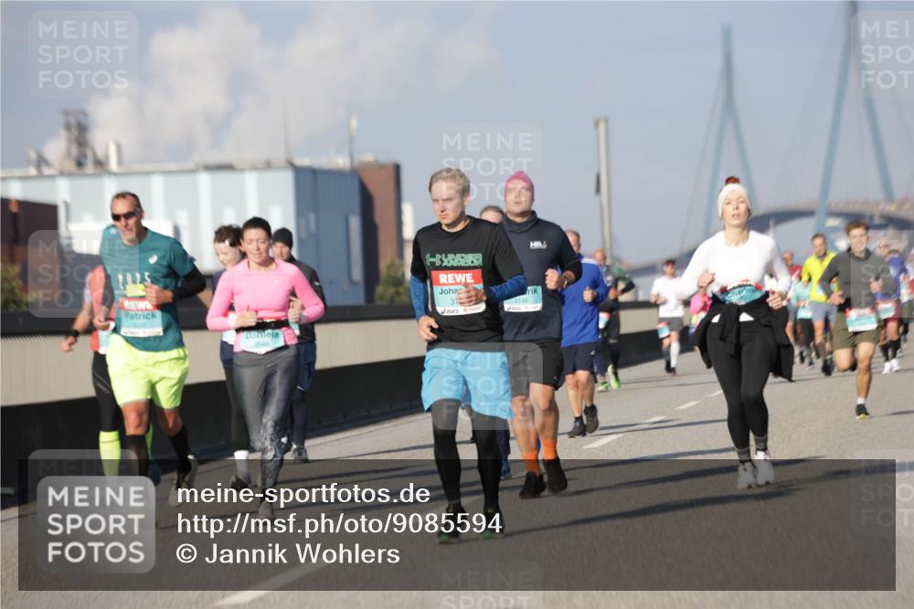 03.10.2025 - Köhlbrandbrückenlauf Jannik Wohlers http://msf.ph/oto/9085594 03.10.2025 09:56:56 Position 3 3549, 3146 meine-sportfotos.de