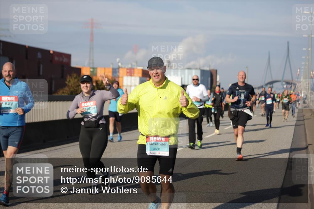 03.10.2025 - Köhlbrandbrückenlauf Jannik Wohlers http://msf.ph/oto/9085644 03.10.2025 10:07:31 Position 3 7, 3631 meine-sportfotos.de