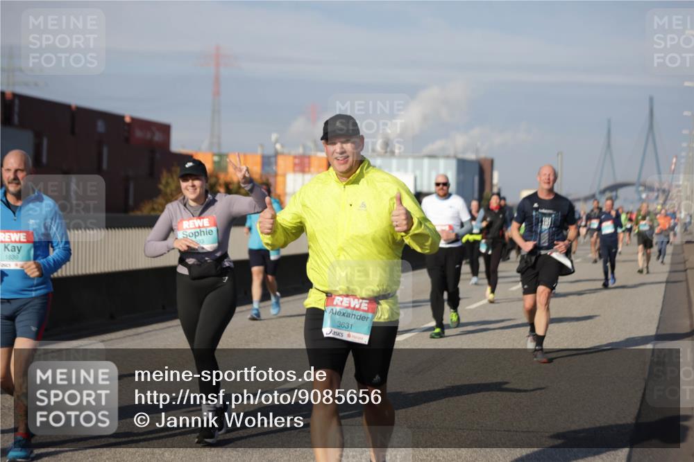 03.10.2025 - Köhlbrandbrückenlauf Jannik Wohlers http://msf.ph/oto/9085656 03.10.2025 10:07:31 Position 3 1889, 3631 meine-sportfotos.de