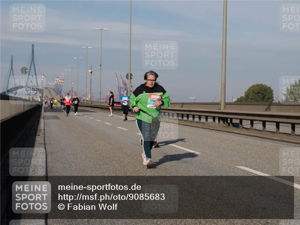 03.10.2025 - Köhlbrandbrückenlauf Fabian Wolf http://msf.ph/oto/9085683 03.10.2025 10:20:31 Position 3  meine-sportfotos.de