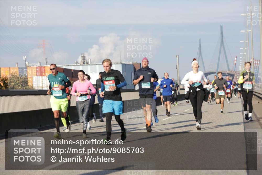 03.10.2025 - Köhlbrandbrückenlauf Jannik Wohlers http://msf.ph/oto/9085703 03.10.2025 09:56:58 Position 3 3146 meine-sportfotos.de