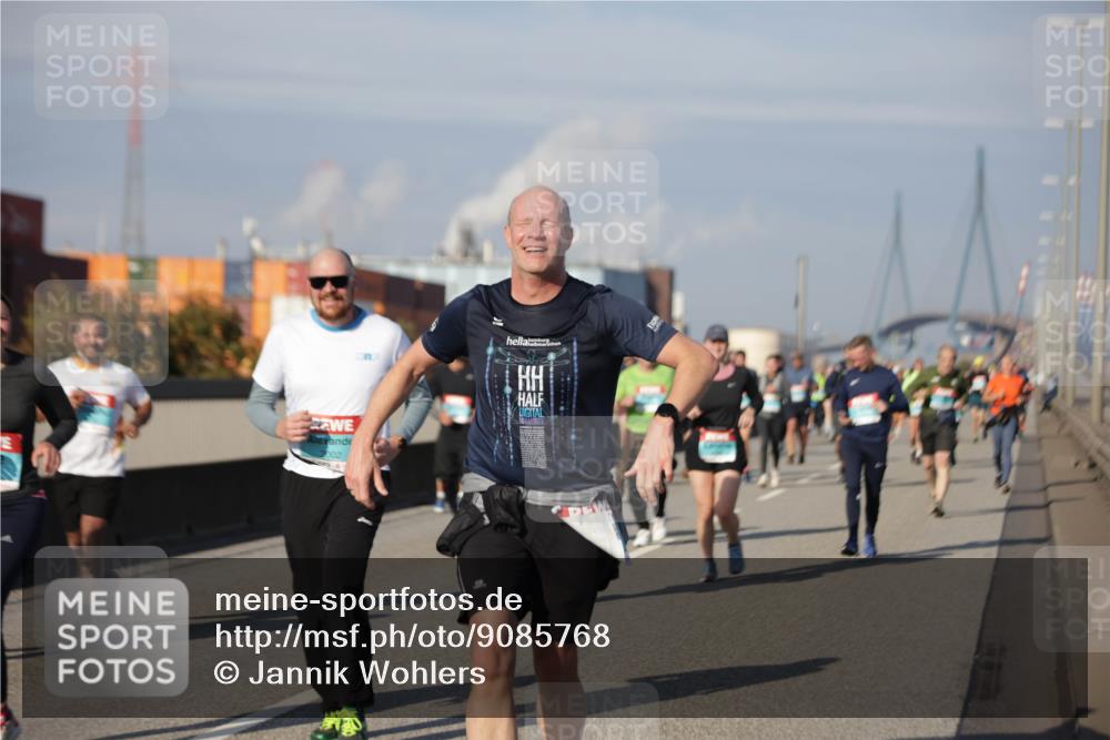 03.10.2025 - Köhlbrandbrückenlauf Jannik Wohlers http://msf.ph/oto/9085768 03.10.2025 10:07:34 Position 3  meine-sportfotos.de