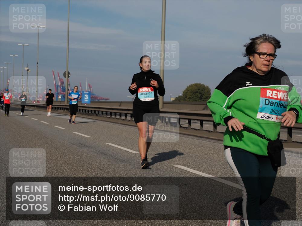 03.10.2025 - Köhlbrandbrückenlauf Fabian Wolf http://msf.ph/oto/9085770 03.10.2025 10:20:34 Position 3 3098, 3624 meine-sportfotos.de