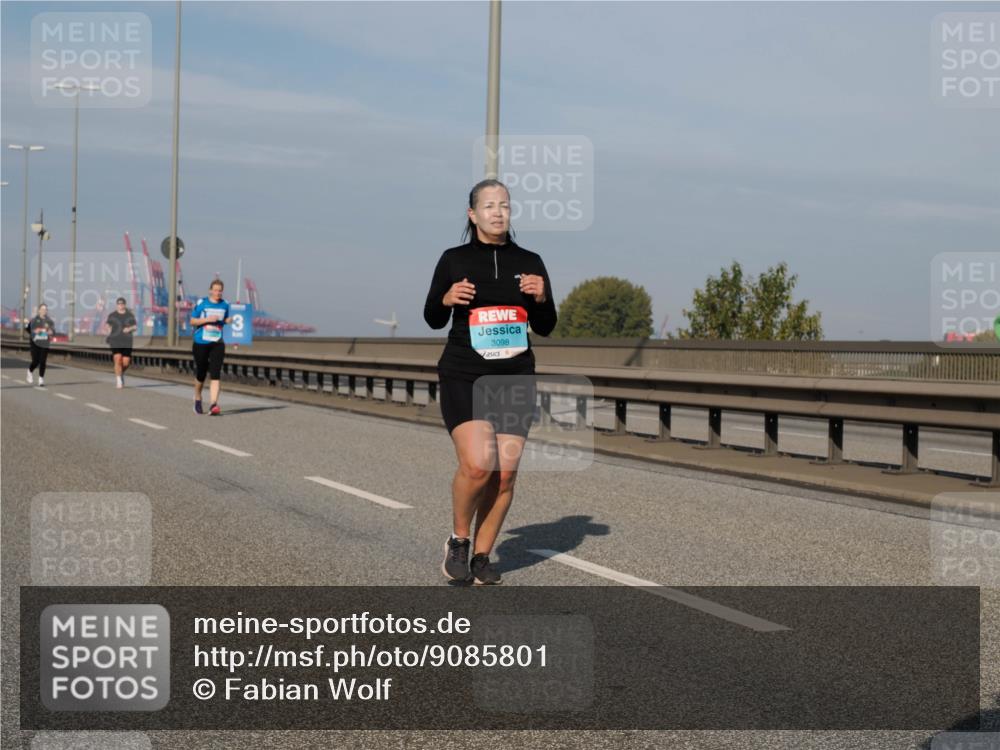 03.10.2025 - Köhlbrandbrückenlauf Fabian Wolf http://msf.ph/oto/9085801 03.10.2025 10:20:35 Position 3 3, 3098 meine-sportfotos.de