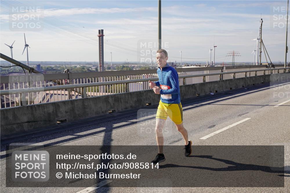 03.10.2025 - Köhlbrandbrückenlauf Michael Burmester http://msf.ph/oto/9085814 03.10.2025 12:43:21 Position 2  meine-sportfotos.de