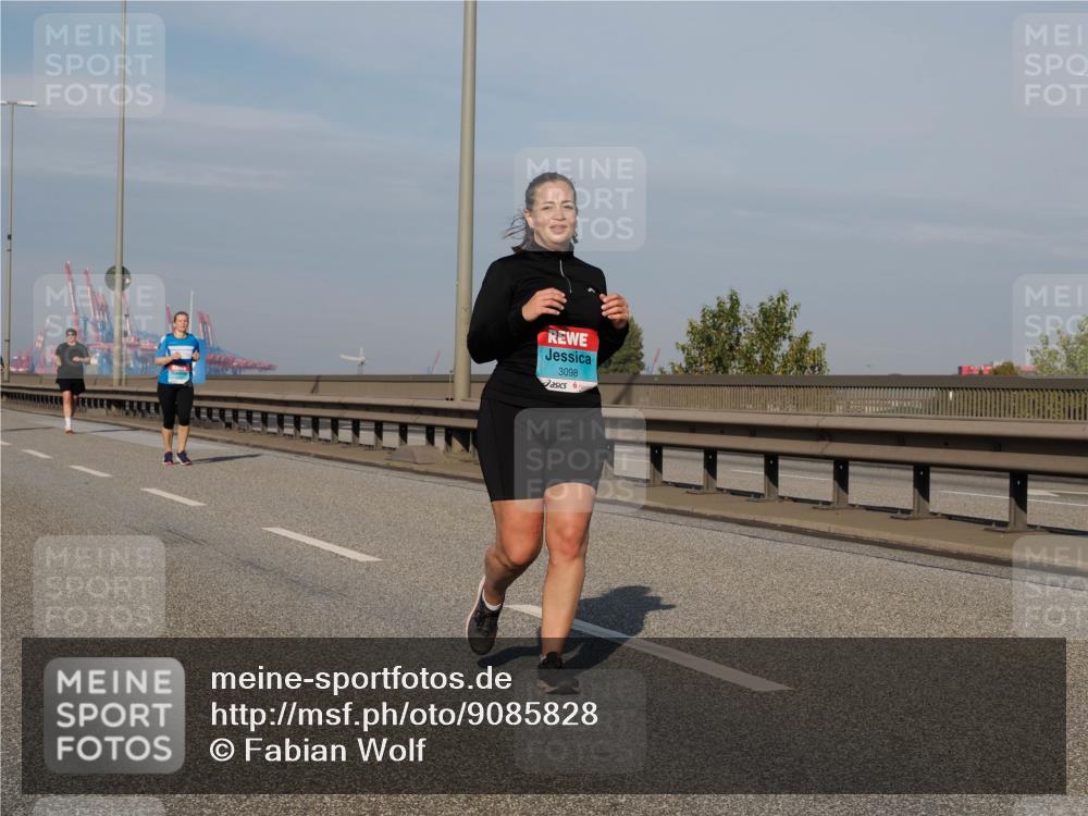 03.10.2025 - Köhlbrandbrückenlauf Fabian Wolf http://msf.ph/oto/9085828 03.10.2025 10:20:35 Position 3 3098 meine-sportfotos.de