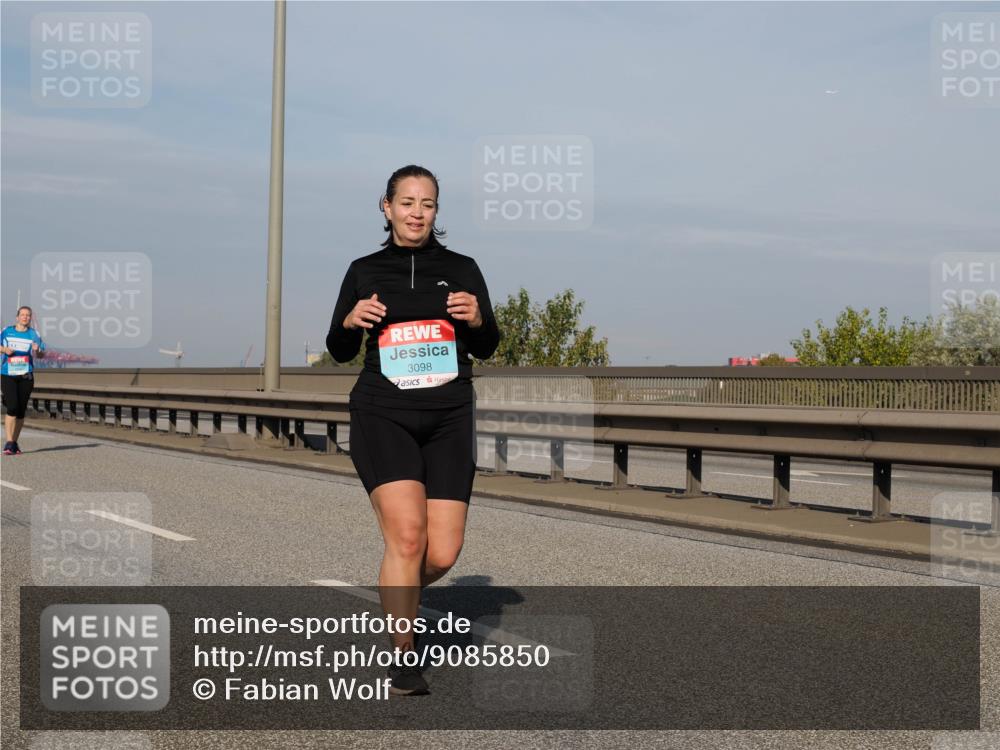 03.10.2025 - Köhlbrandbrückenlauf Fabian Wolf http://msf.ph/oto/9085850 03.10.2025 10:20:36 Position 3 3098 meine-sportfotos.de