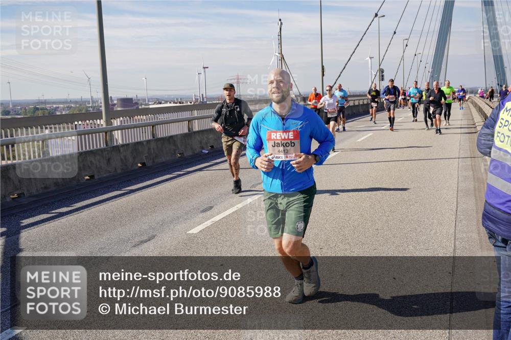 03.10.2025 - Köhlbrandbrückenlauf Michael Burmester http://msf.ph/oto/9085988 03.10.2025 12:43:26 Position 2 4413 meine-sportfotos.de