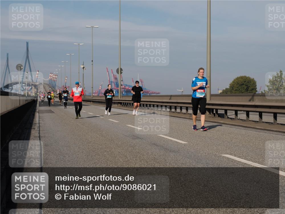 03.10.2025 - Köhlbrandbrückenlauf Fabian Wolf http://msf.ph/oto/9086021 03.10.2025 10:20:41 Position 3  meine-sportfotos.de