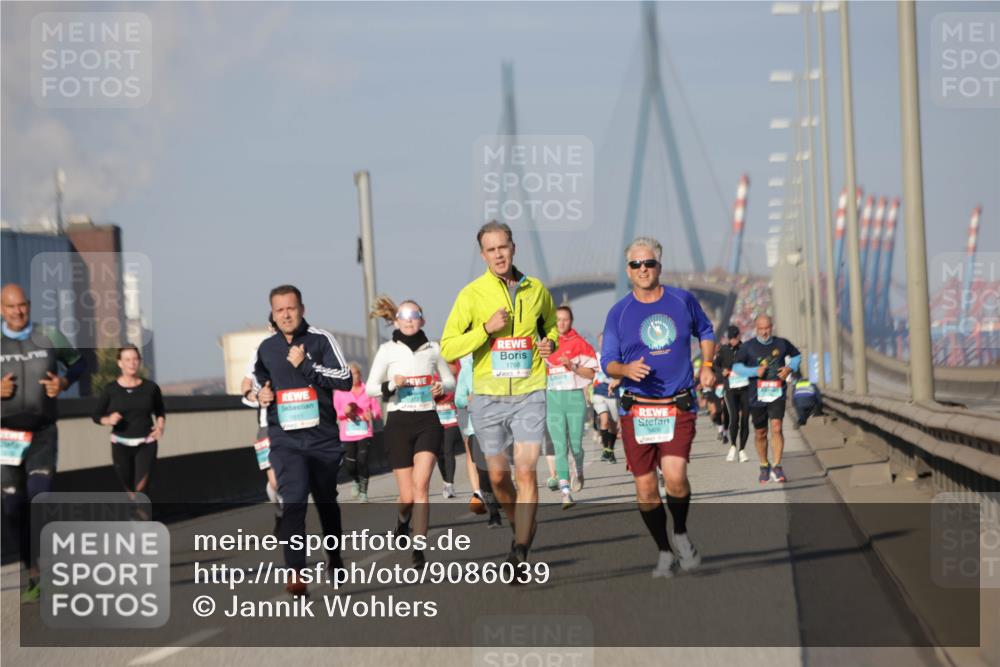 03.10.2025 - Köhlbrandbrückenlauf Jannik Wohlers http://msf.ph/oto/9086039 03.10.2025 09:57:06 Position 3 1611, 1768 meine-sportfotos.de