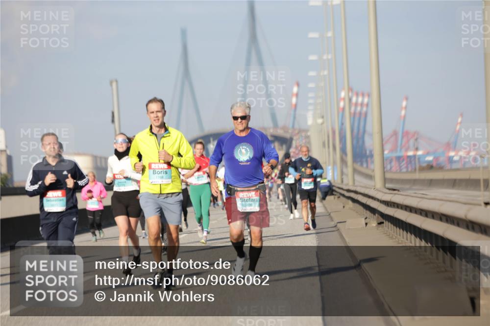 03.10.2025 - Köhlbrandbrückenlauf Jannik Wohlers http://msf.ph/oto/9086062 03.10.2025 09:57:07 Position 3 1768, 3406 meine-sportfotos.de