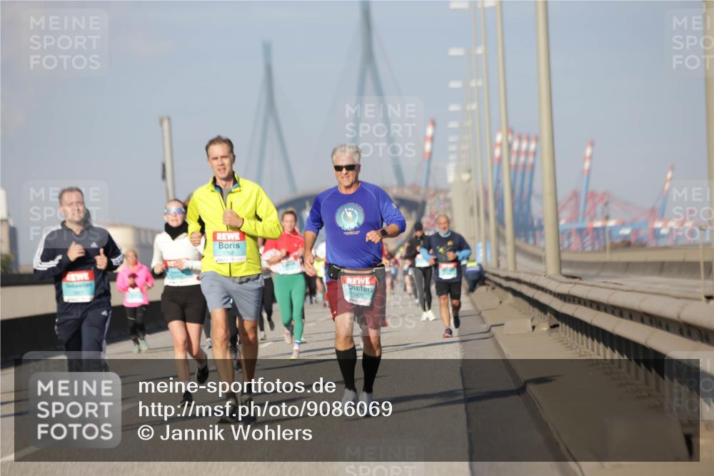03.10.2025 - Köhlbrandbrückenlauf Jannik Wohlers http://msf.ph/oto/9086069 03.10.2025 09:57:07 Position 3 1768, 3406 meine-sportfotos.de