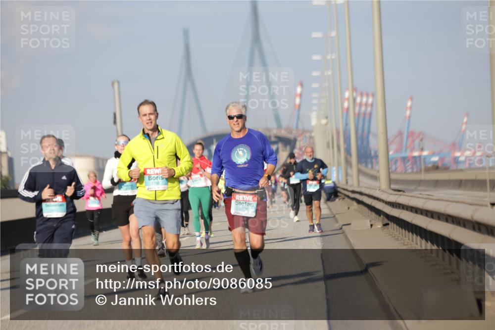 03.10.2025 - Köhlbrandbrückenlauf Jannik Wohlers http://msf.ph/oto/9086085 03.10.2025 09:57:07 Position 3 1768, 3406 meine-sportfotos.de