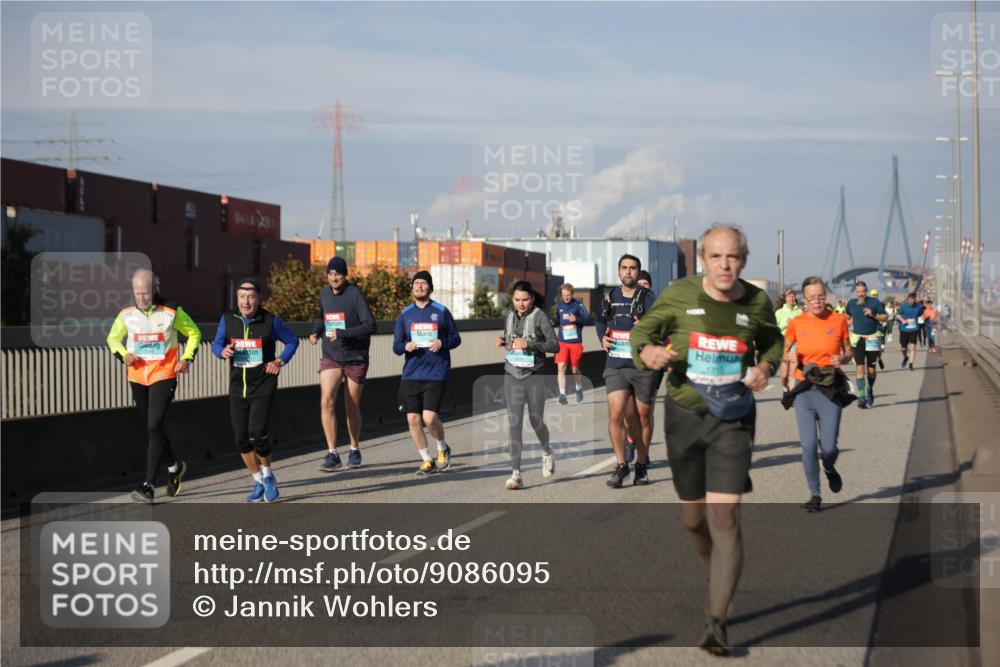 03.10.2025 - Köhlbrandbrückenlauf Jannik Wohlers http://msf.ph/oto/9086095 03.10.2025 10:07:43 Position 3 1713 meine-sportfotos.de