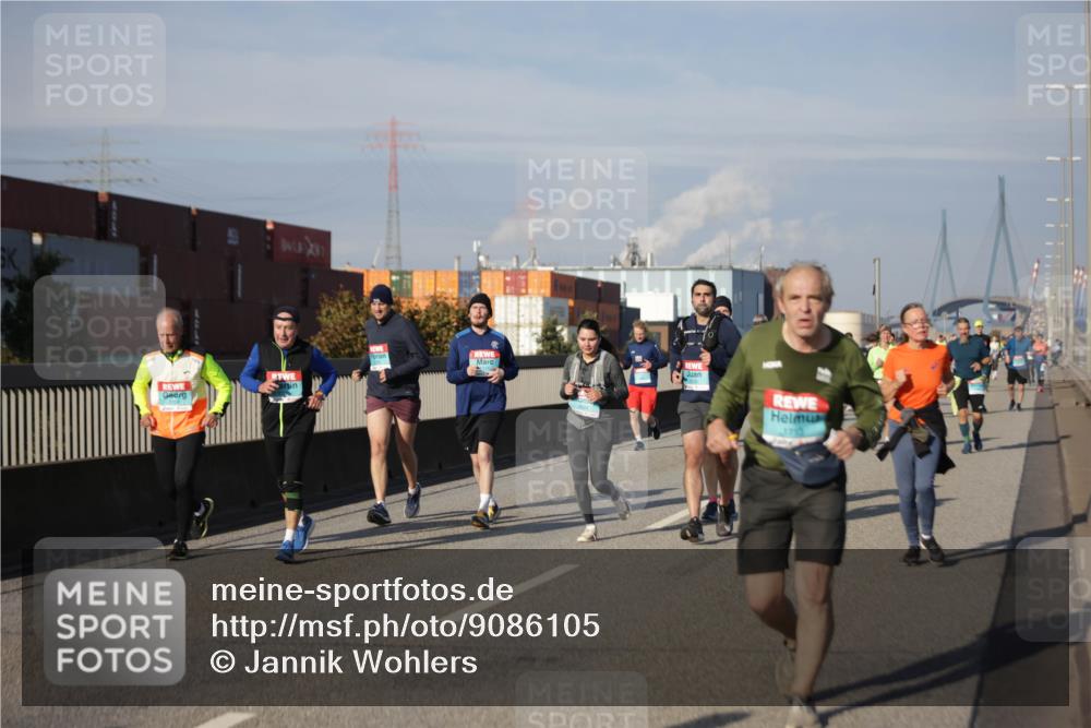 03.10.2025 - Köhlbrandbrückenlauf Jannik Wohlers http://msf.ph/oto/9086105 03.10.2025 10:07:43 Position 3 1713 meine-sportfotos.de