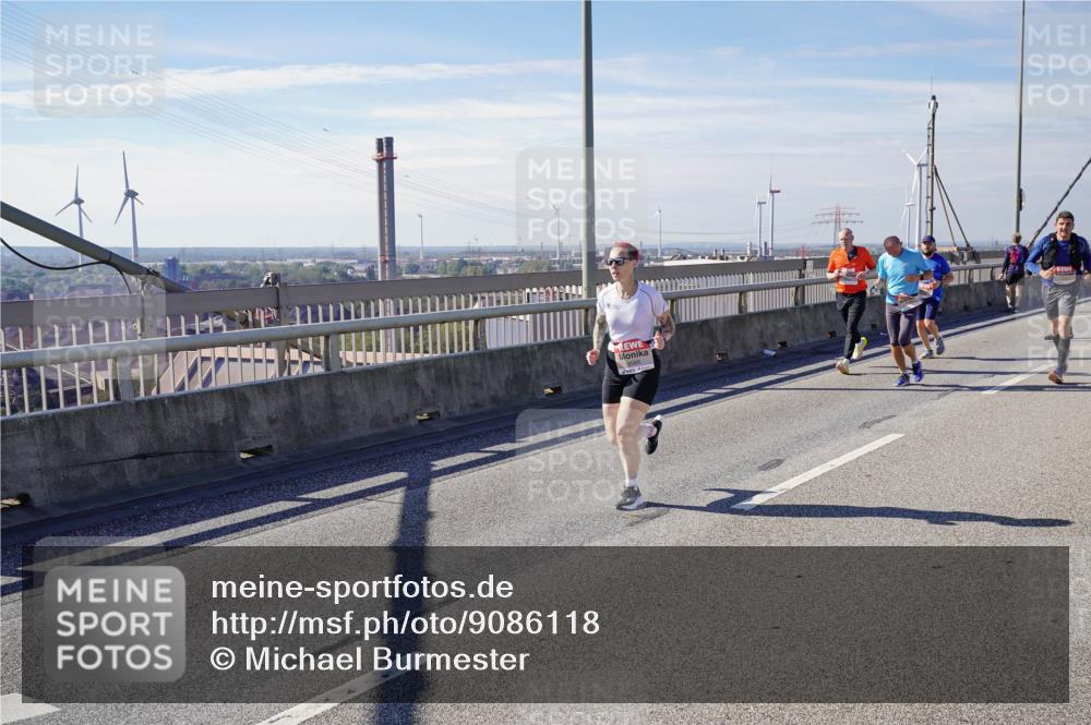 03.10.2025 - Köhlbrandbrückenlauf Michael Burmester http://msf.ph/oto/9086118 03.10.2025 12:43:29 Position 2 6089 meine-sportfotos.de