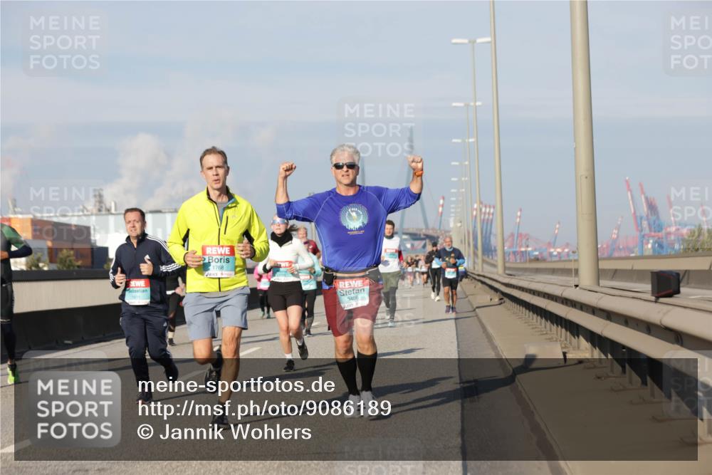 03.10.2025 - Köhlbrandbrückenlauf Jannik Wohlers http://msf.ph/oto/9086189 03.10.2025 09:57:10 Position 3 1611, 1768, 3406 meine-sportfotos.de