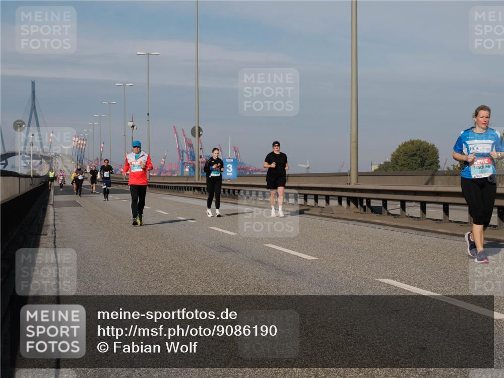 03.10.2025 - Köhlbrandbrückenlauf Fabian Wolf http://msf.ph/oto/9086190 03.10.2025 10:20:43 Position 3 3, 2520 meine-sportfotos.de