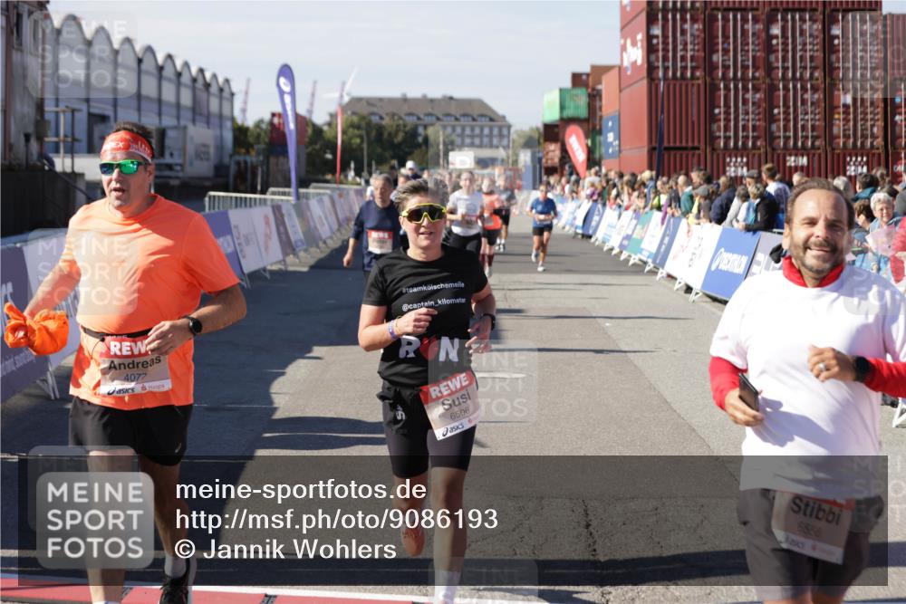 03.10.2025 - Köhlbrandbrückenlauf Jannik Wohlers http://msf.ph/oto/9086193 03.10.2025 13:18:49 Ziel 4077, 4556, 4756, 4812, 5115, 6429, 6500, 6506, 6556, 6596, 6795 meine-sportfotos.de