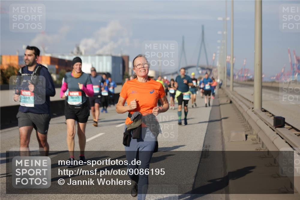 03.10.2025 - Köhlbrandbrückenlauf Jannik Wohlers http://msf.ph/oto/9086195 03.10.2025 10:07:45 Position 3  meine-sportfotos.de