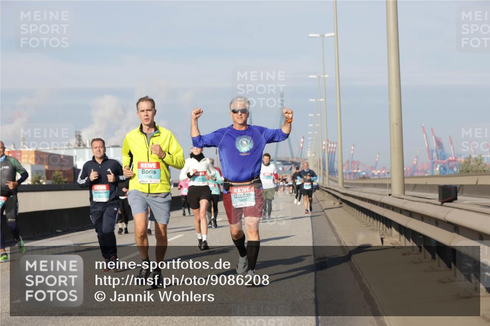 03.10.2025 - Köhlbrandbrückenlauf Jannik Wohlers http://msf.ph/oto/9086208 03.10.2025 09:57:11 Position 3 1611, 1768, 3406 meine-sportfotos.de