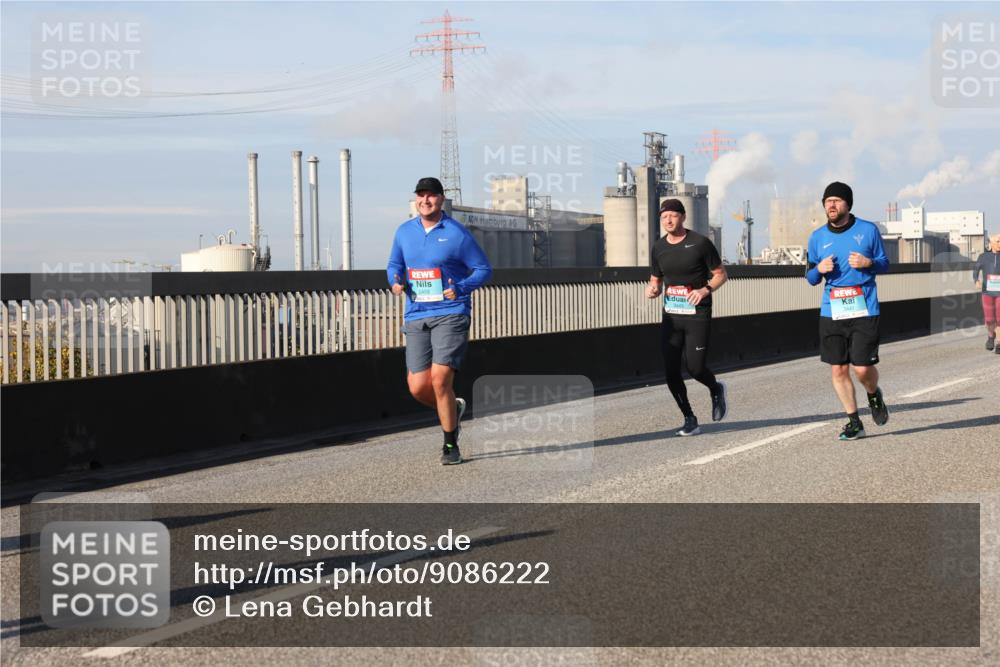 03.10.2025 - Köhlbrandbrückenlauf Lena Gebhardt http://msf.ph/oto/9086222 03.10.2025 10:05:50 Position 2 2409, 444444, 3441 meine-sportfotos.de