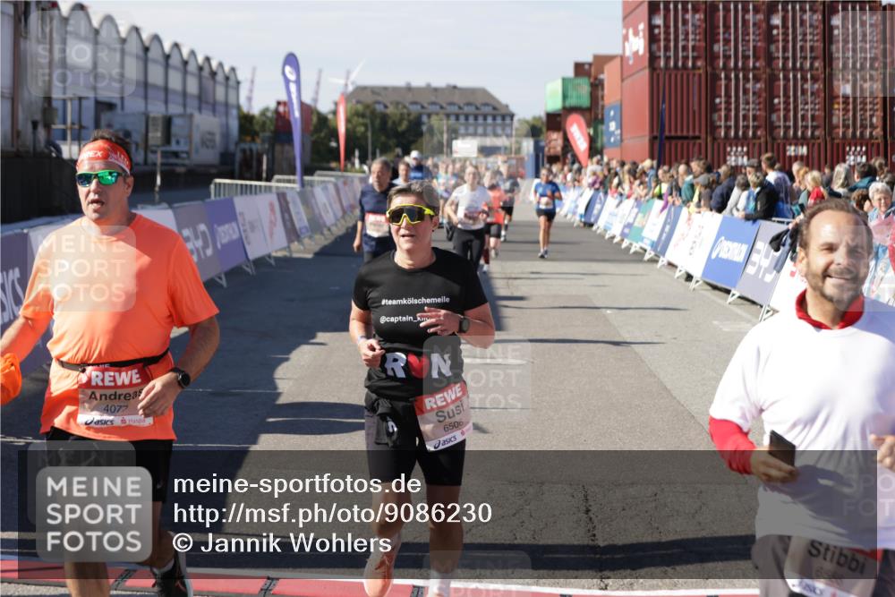 03.10.2025 - Köhlbrandbrückenlauf Jannik Wohlers http://msf.ph/oto/9086230 03.10.2025 13:18:50 Ziel 4077, 4556, 4756, 4812, 4889, 5115, 5974, 6429, 6500, 6506, 6556, 6596, 6795 meine-sportfotos.de
