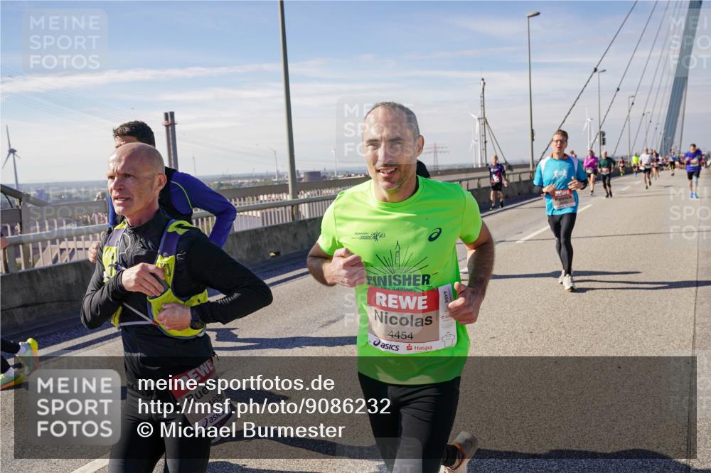 03.10.2025 - Köhlbrandbrückenlauf Michael Burmester http://msf.ph/oto/9086232 03.10.2025 12:43:33 Position 2 4658, 4454 meine-sportfotos.de