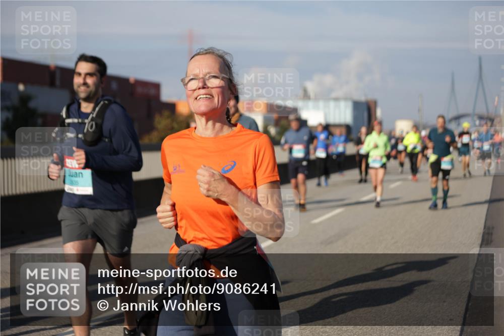 03.10.2025 - Köhlbrandbrückenlauf Jannik Wohlers http://msf.ph/oto/9086241 03.10.2025 10:07:46 Position 3 836 meine-sportfotos.de