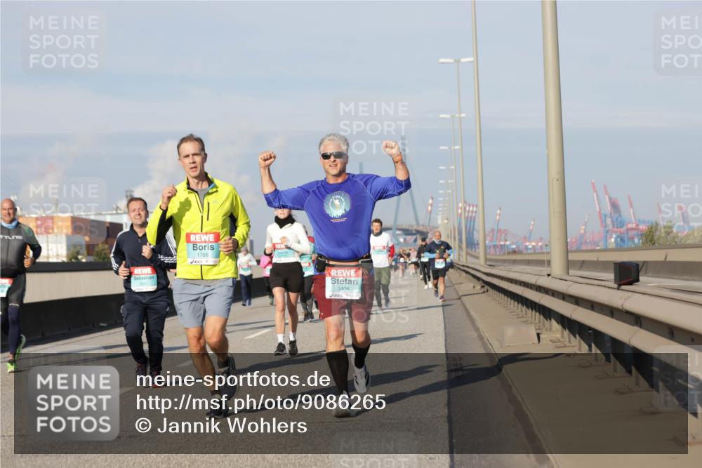 03.10.2025 - Köhlbrandbrückenlauf Jannik Wohlers http://msf.ph/oto/9086265 03.10.2025 09:57:11 Position 3 1611, 1768, 3406 meine-sportfotos.de