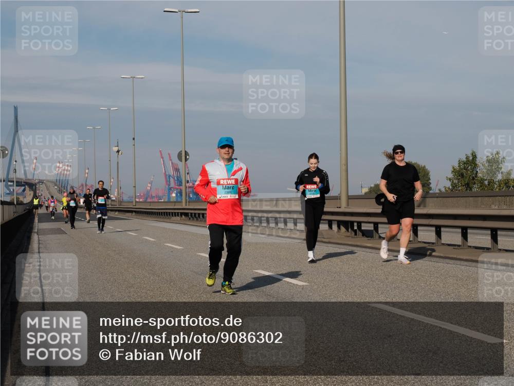 03.10.2025 - Köhlbrandbrückenlauf Fabian Wolf http://msf.ph/oto/9086302 03.10.2025 10:20:48 Position 3 2306 meine-sportfotos.de