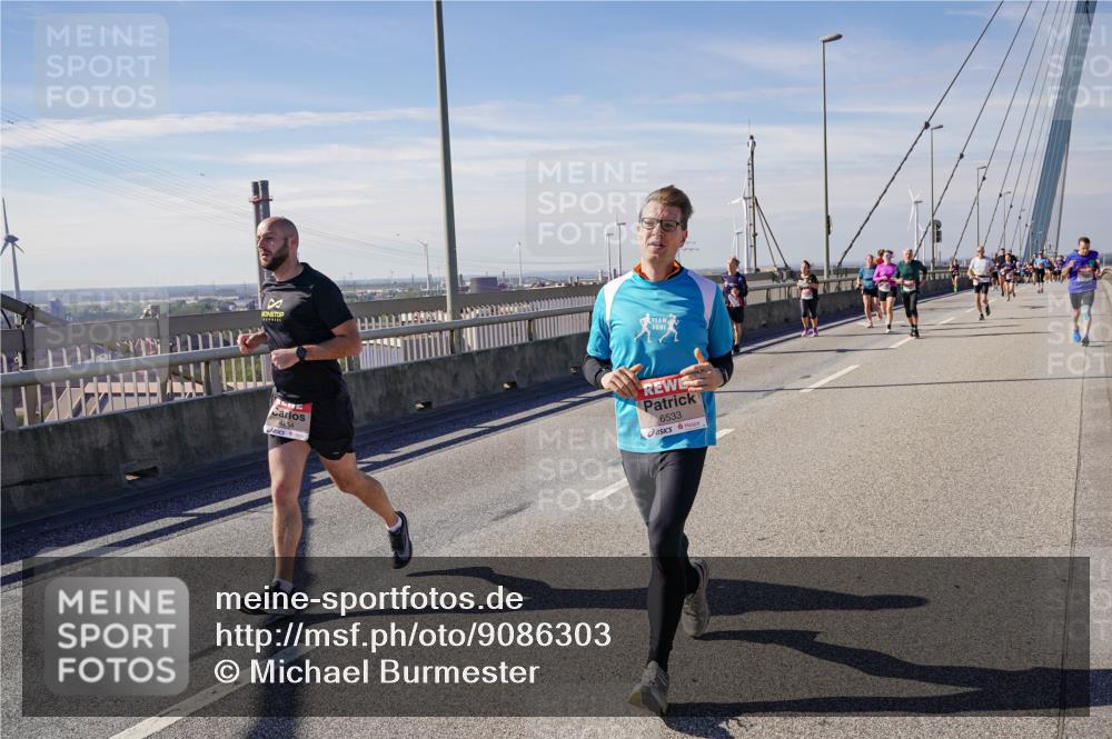 03.10.2025 - Köhlbrandbrückenlauf Michael Burmester http://msf.ph/oto/9086303 03.10.2025 12:43:34 Position 2 6533 meine-sportfotos.de