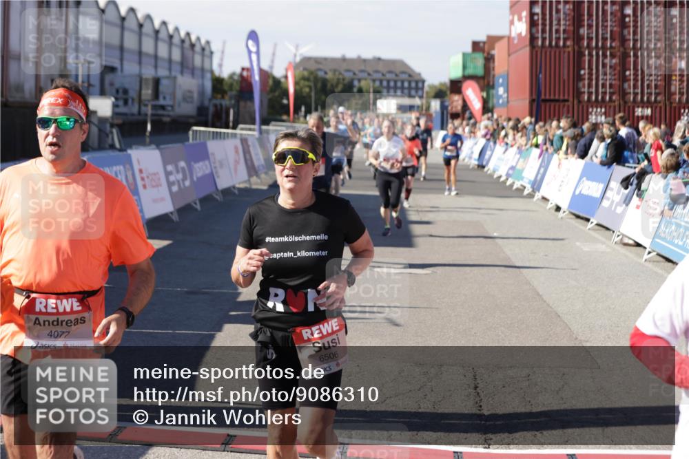 03.10.2025 - Köhlbrandbrückenlauf Jannik Wohlers http://msf.ph/oto/9086310 03.10.2025 13:18:50 Ziel 4077, 4556, 4756, 4812, 4889, 5115, 5974, 6429, 6500, 6506, 6556, 6596, 6795 meine-sportfotos.de