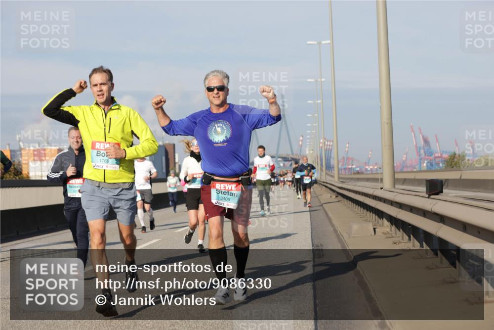 03.10.2025 - Köhlbrandbrückenlauf Jannik Wohlers http://msf.ph/oto/9086330 03.10.2025 09:57:11 Position 3 161, 1768, 3406 meine-sportfotos.de