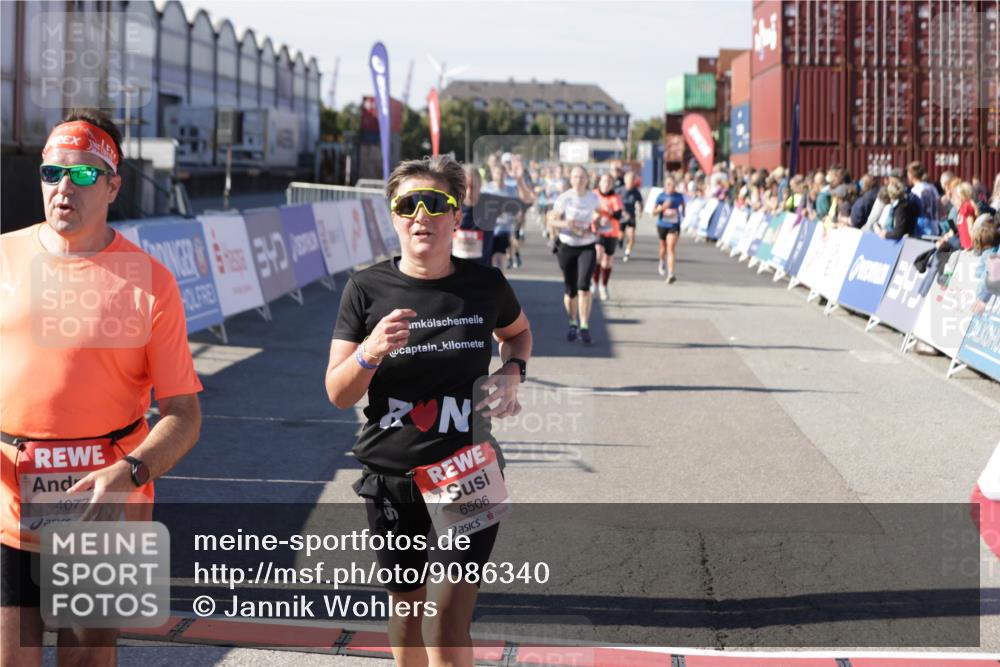 03.10.2025 - Köhlbrandbrückenlauf Jannik Wohlers http://msf.ph/oto/9086340 03.10.2025 13:18:50 Ziel 4077, 4556, 4756, 4812, 4889, 5115, 5974, 6429, 6500, 6506, 6556, 6596, 6795 meine-sportfotos.de