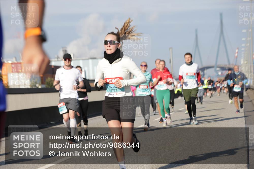 03.10.2025 - Köhlbrandbrückenlauf Jannik Wohlers http://msf.ph/oto/9086344 03.10.2025 09:57:13 Position 3 3723 meine-sportfotos.de