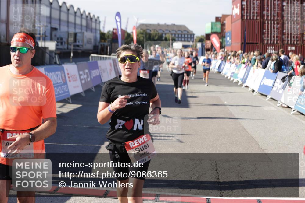 03.10.2025 - Köhlbrandbrückenlauf Jannik Wohlers http://msf.ph/oto/9086365 03.10.2025 13:18:50 Ziel 4077, 4556, 4756, 4812, 4889, 5115, 5974, 6429, 6500, 6506, 6556, 6596, 6795 meine-sportfotos.de