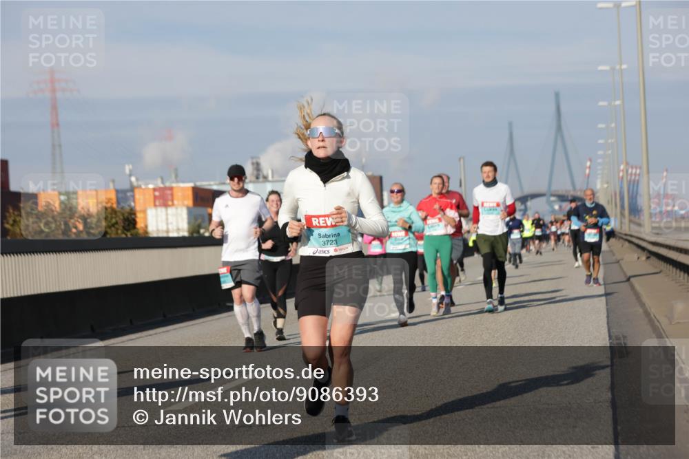 03.10.2025 - Köhlbrandbrückenlauf Jannik Wohlers http://msf.ph/oto/9086393 03.10.2025 09:57:14 Position 3 3723 meine-sportfotos.de