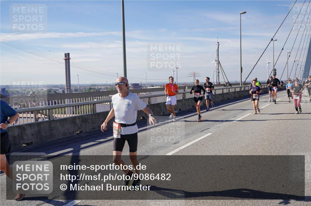 03.10.2025 - Köhlbrandbrückenlauf Michael Burmester http://msf.ph/oto/9086482 03.10.2025 12:43:42 Position 2  meine-sportfotos.de