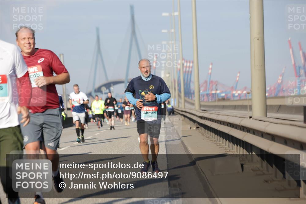 03.10.2025 - Köhlbrandbrückenlauf Jannik Wohlers http://msf.ph/oto/9086497 03.10.2025 09:57:17 Position 3 1296 meine-sportfotos.de