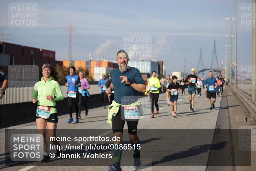 03.10.2025 - Köhlbrandbrückenlauf Jannik Wohlers http://msf.ph/oto/9086515 03.10.2025 10:07:51 Position 3 1726, 1727 meine-sportfotos.de
